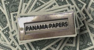 &Alpha;&upsilon;&tau;&omicron;ί &epsilon;ί&nu;&alpha;&iota; &omicron;&iota; &Epsilon;&lambda;&lambda;&eta;&nu;&epsilon;&sigmaf; &sigma;&tau;&eta; &lambda;ί&sigma;&tau;&alpha; &tau;&omega;&nu; Panama Papers -&Omicron;&lambda;&alpha; &tau;&alpha; &omicron;&nu;ό&mu;&alpha;&tau;&alpha;